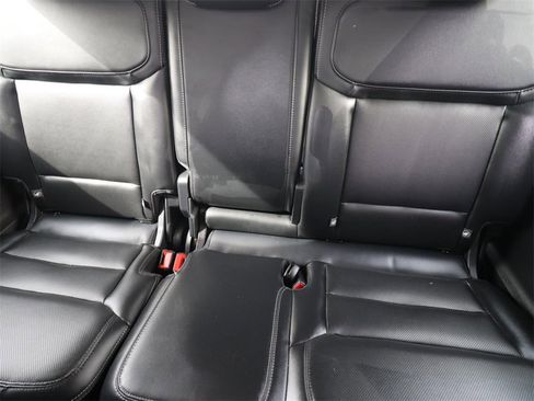 Certified 2025 Ford Expedition Max Platinum image 13