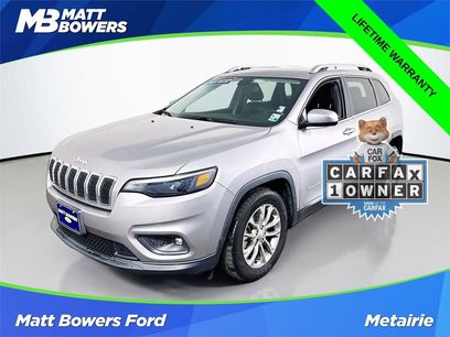 Used 2019 Jeep Cherokee Latitude Plus w/ Comfort/Convenience Group