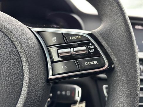 Certified 2020 Kia Optima LX image 21