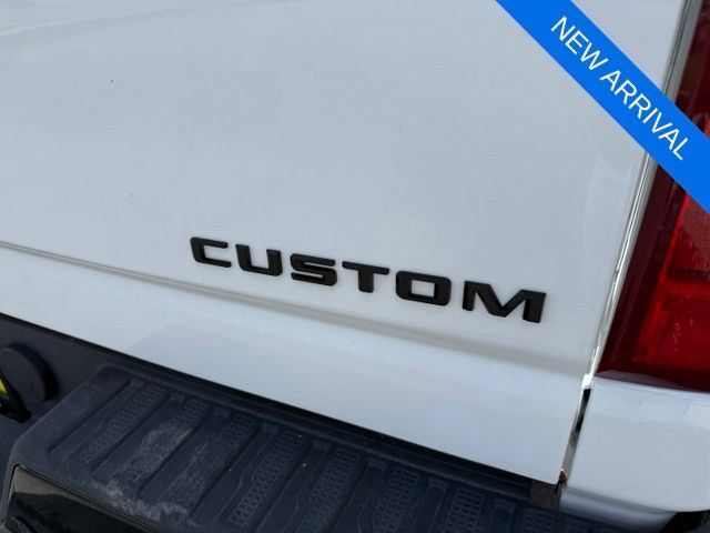 Used 2025 Chevrolet Silverado 2500 Custom w/ Custom Value Package AWD/4WD image 7