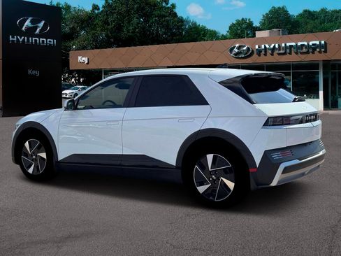 New 2026 Hyundai Ioniq 5 SEL image 7