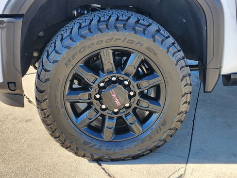 Certified 2024 GMC Sierra 2500 AT4 w/ AT4 Premium Plus Package image 12