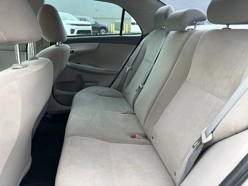 Used 2012 Toyota Corolla L FWD image 22