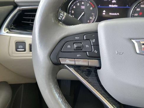 Used 2021 Cadillac XT6 Premium Luxury FWD image 21