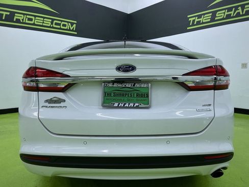 Used 2018 Ford Fusion SE w/ Equipment Group 201A image 8