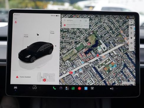 Used 2023 Tesla Model 3 Standard Range RWD image 34