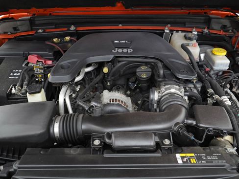 Used 2020 Jeep Wrangler Unlimited Rubicon image 32