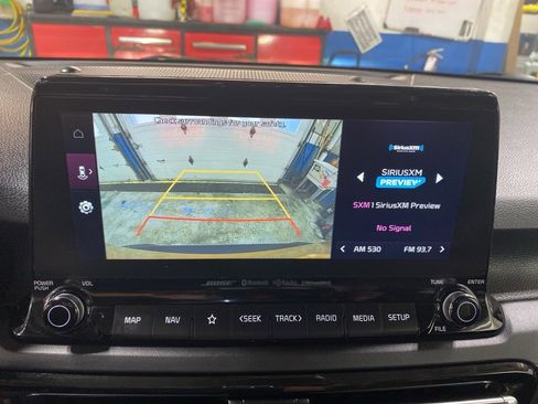 Used 2022 Kia Seltos SX w/ Sunroof Package image 34