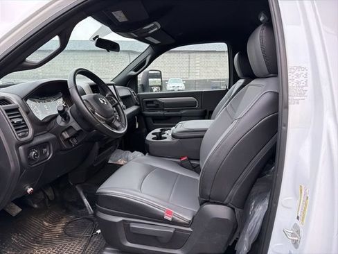 New 2024 RAM 3500 Tradesman AWD/4WD image 7