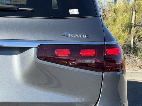 New 2026 Mercedes-Benz GLS 450 4MATIC image 12