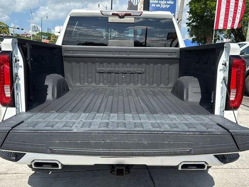 Used 2020 GMC Sierra 1500 Denali w/ Denali Ultimate Package RWD image 10