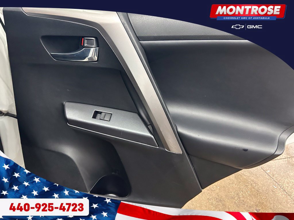 Used 2018 Toyota RAV4 XLE AWD/4WD image 28
