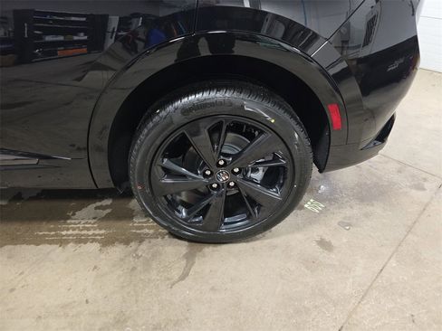 New 2026 Buick Envision Sport Touring image 33