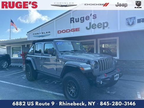 Used 2021 Jeep Wrangler Unlimited Rubicon w/ Xtreme Recon 35" Tire Package AWD/4WD image 1