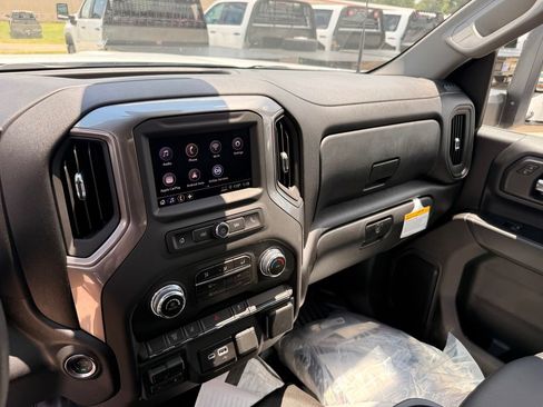 New 2026 GMC Sierra 3500 Pro w/ Convenience Package AWD/4WD image 17
