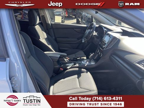Used 2020 Subaru Crosstrek 2.0i Premium w/ Moonroof Package 1 AWD/4WD image 16