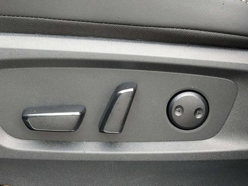 New 2025 Nissan Pathfinder Platinum image 23