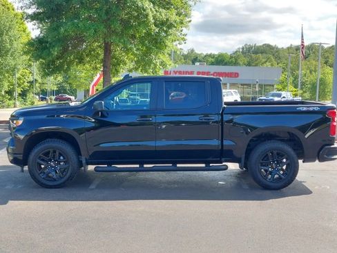 Used 2026 Chevrolet Silverado 1500 Custom w/ Turbomax Blackout Package AWD/4WD image 10