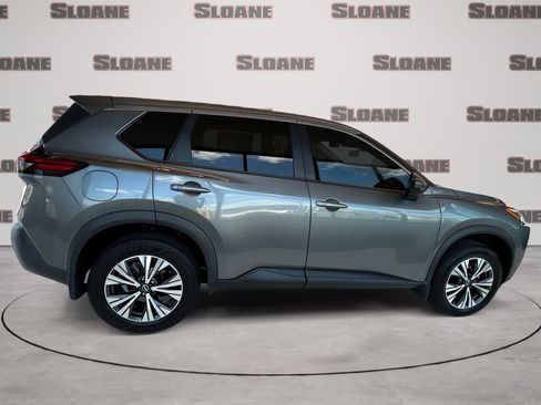 Used 2022 Nissan Rogue SV AWD/4WD image 6