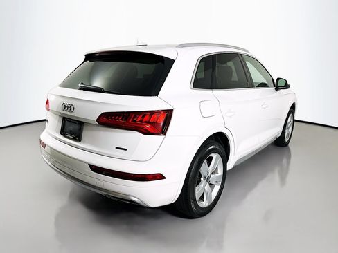 Used 2019 Audi Q5 2.0T Premium w/ Convenience Package AWD/4WD image 9