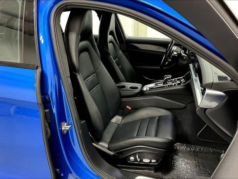 Used 2018 Porsche Panamera 4S image 10