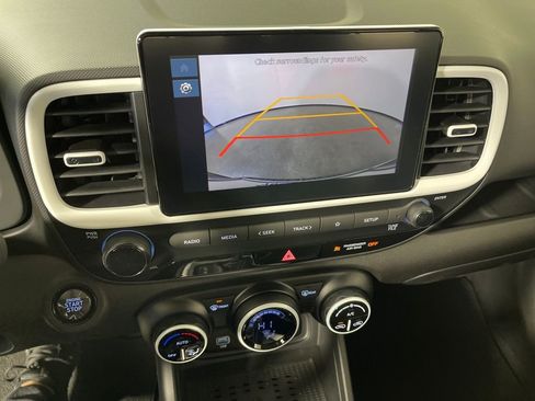New 2026 Hyundai Venue SEL image 23