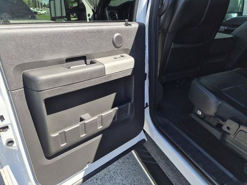 Used 2014 Ford F350 Lariat w/ Lariat Ultimate Package AWD/4WD image 18