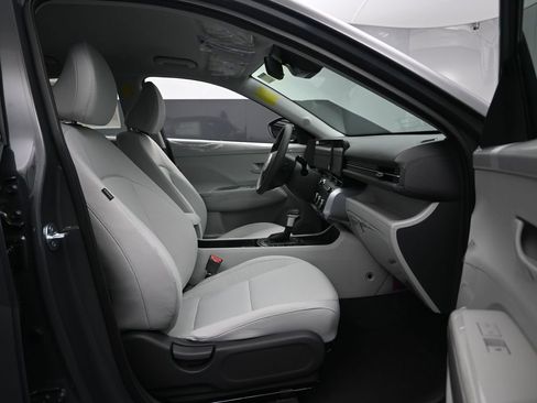 New 2026 Hyundai Kona SE AWD/4WD image 31