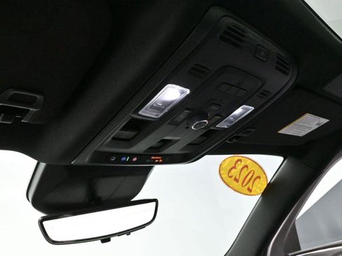 Certified 2023 Cadillac Escalade ESV Premium Luxury image 30