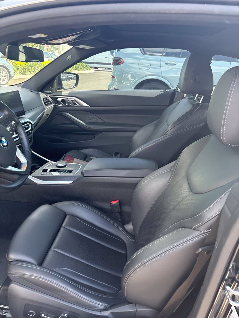 Certified 2024 BMW 430i Coupe w/ Premium Package RWD image 4