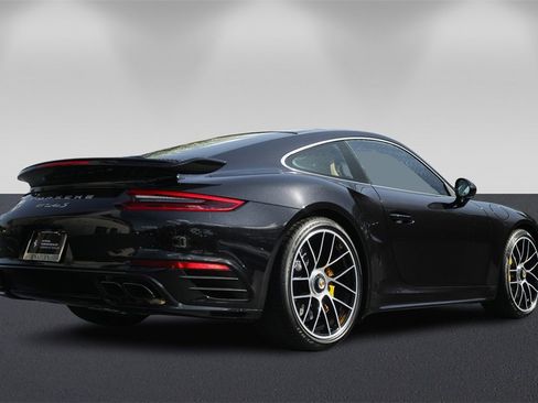 Used 2019 Porsche 911 Turbo S image 3