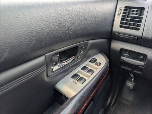 Used 2004 Lexus RX 330 AWD image 21
