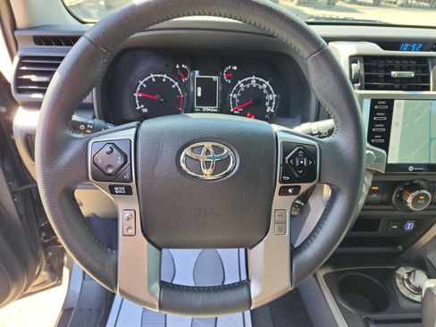 Used 2022 Toyota 4Runner SR5 Premium w/ Moonroof Package image 27