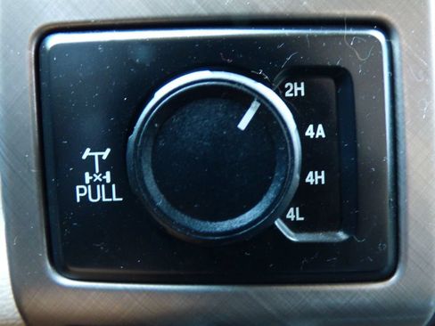 Used 2019 Ford F150 Limited w/ Trailer Tow Package AWD/4WD image 32