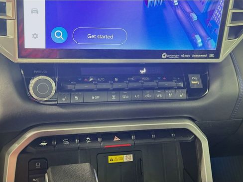 Used 2023 Toyota Tundra Platinum image 16