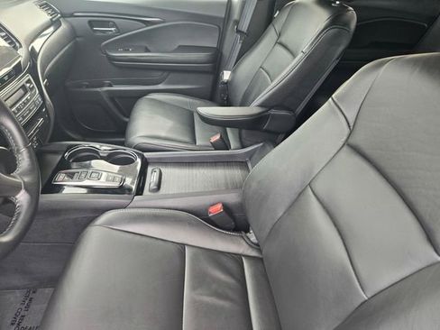 Used 2020 Honda Pilot Touring image 12