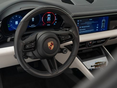 Used 2024 Porsche Macan 4 Electric image 21