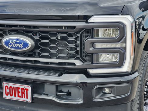 Used 2024 Ford F250 Lariat w/ Sport Appearance Package AWD/4WD image 8