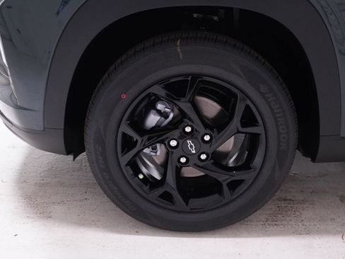 New 2026 Chevrolet Trax LT w/ Driver Confidence Package image 11