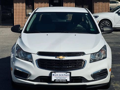 Used 2016 Chevrolet Cruze LS FWD image 7