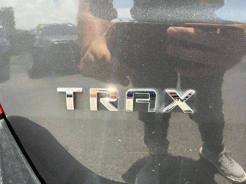 Used 2019 Chevrolet Trax LT w/ LPO, Cargo Package FWD image 36