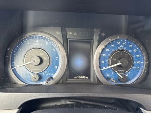 Used 2017 Toyota Sienna XLE Premium image 17