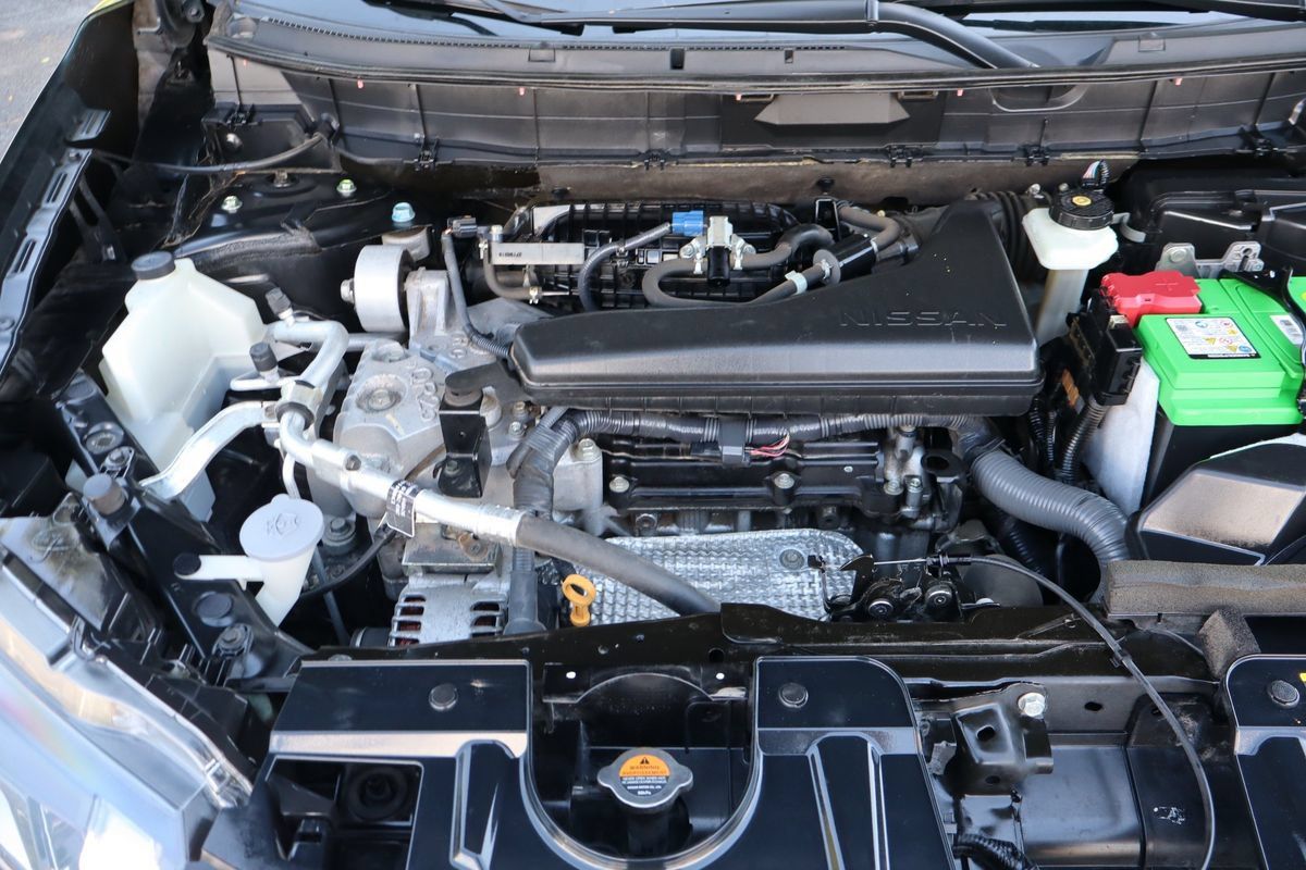 Used 2019 Nissan Rogue SL w/ Premium Package AWD/4WD image 39