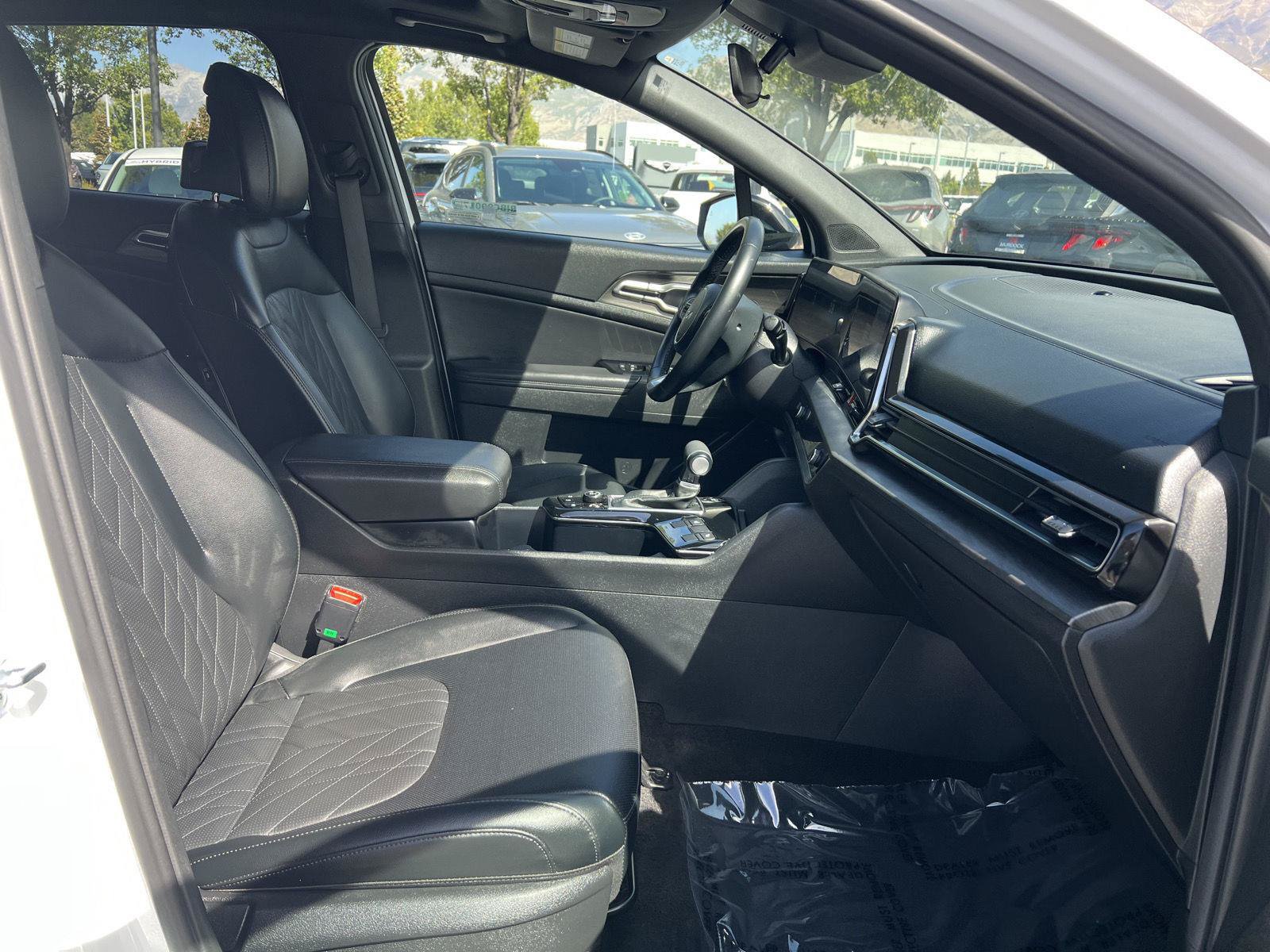 Used 2024 Kia Sportage X-Line w/ X-Line Premium Package AWD/4WD image 4