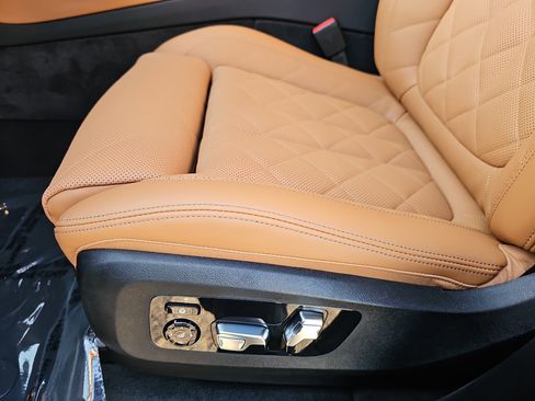 New 2026 BMW X5 xDrive40i AWD/4WD image 31