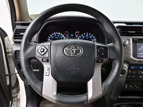 Used 2016 Toyota 4Runner Limited AWD/4WD image 14