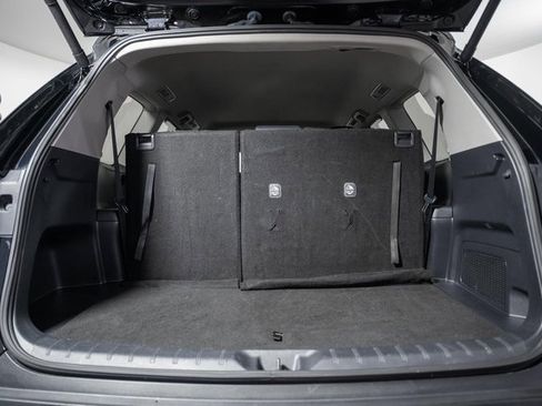 Certified 2025 Toyota Grand Highlander AWD image 9