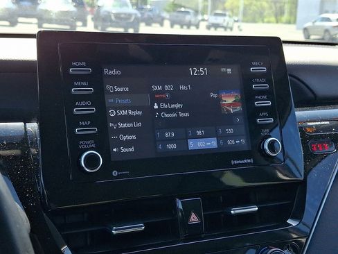 Used 2024 Toyota Camry SE image 18