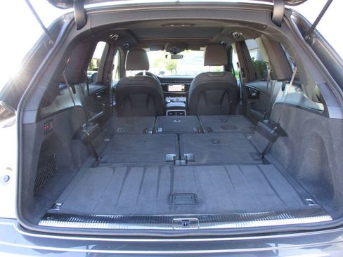 Used 2021 Audi Q7 3.0T Premium Plus w/ Executive Package AWD/4WD image 50