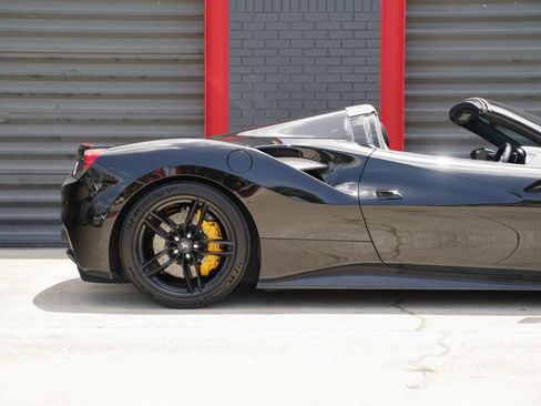Used 2016 Ferrari 488 Spider RWD image 6